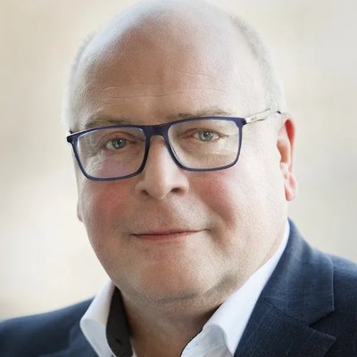 Wolfgang Kniest