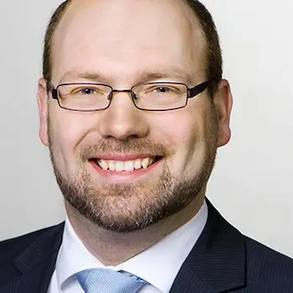 Prof. Dr. Philipp Maume